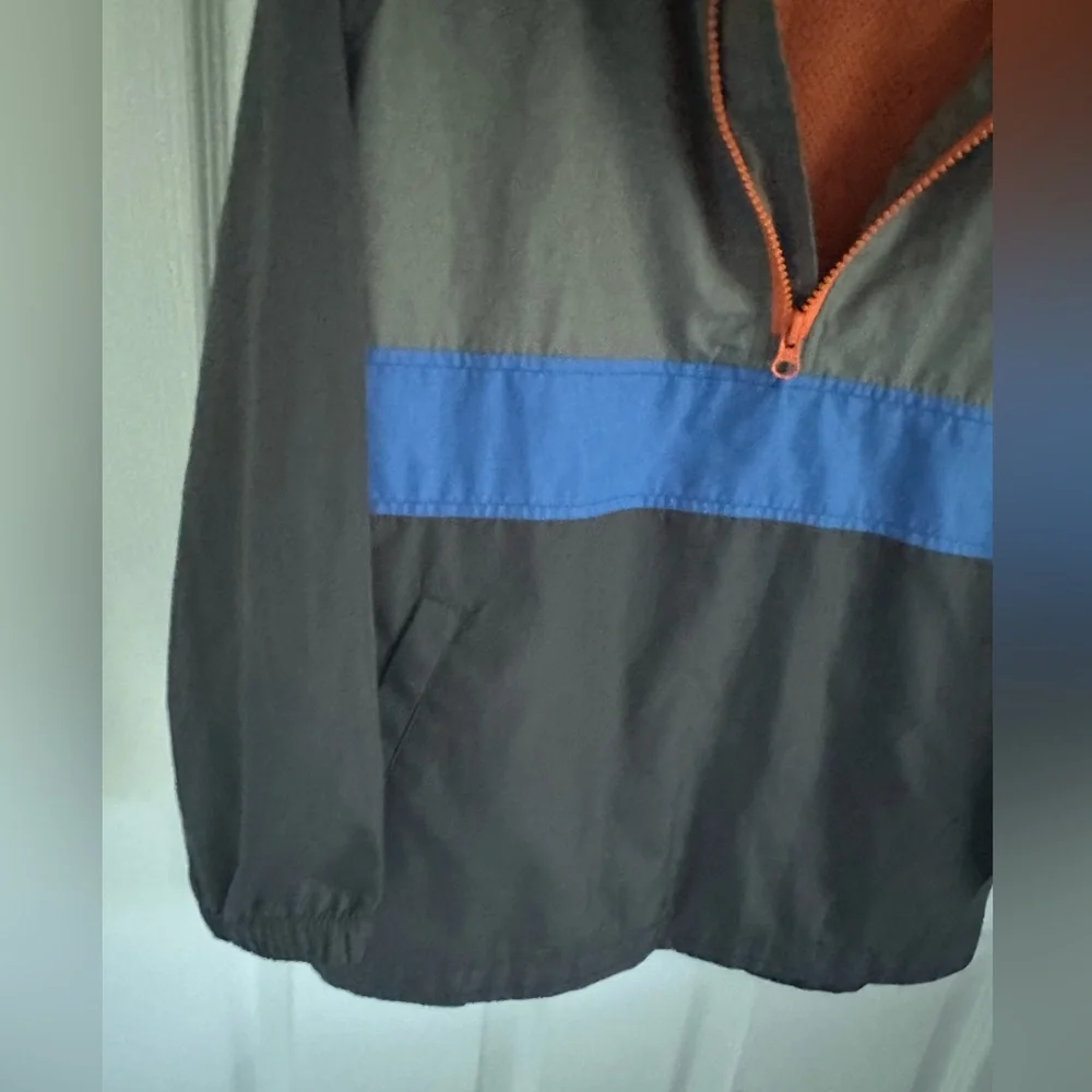 ✨2/$28✨ Old Navy Gray, Orange & Blue Striped Windbreaker Jacket•L